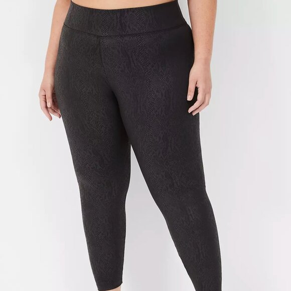 Lane Bryant Size E/F Black Shiny Snakeskin Pattern Wide Waistband Leggings Plus - Picture 1 of 6